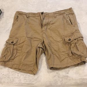 AMERICAN EAGLE men’s classic cargo shorts size 38